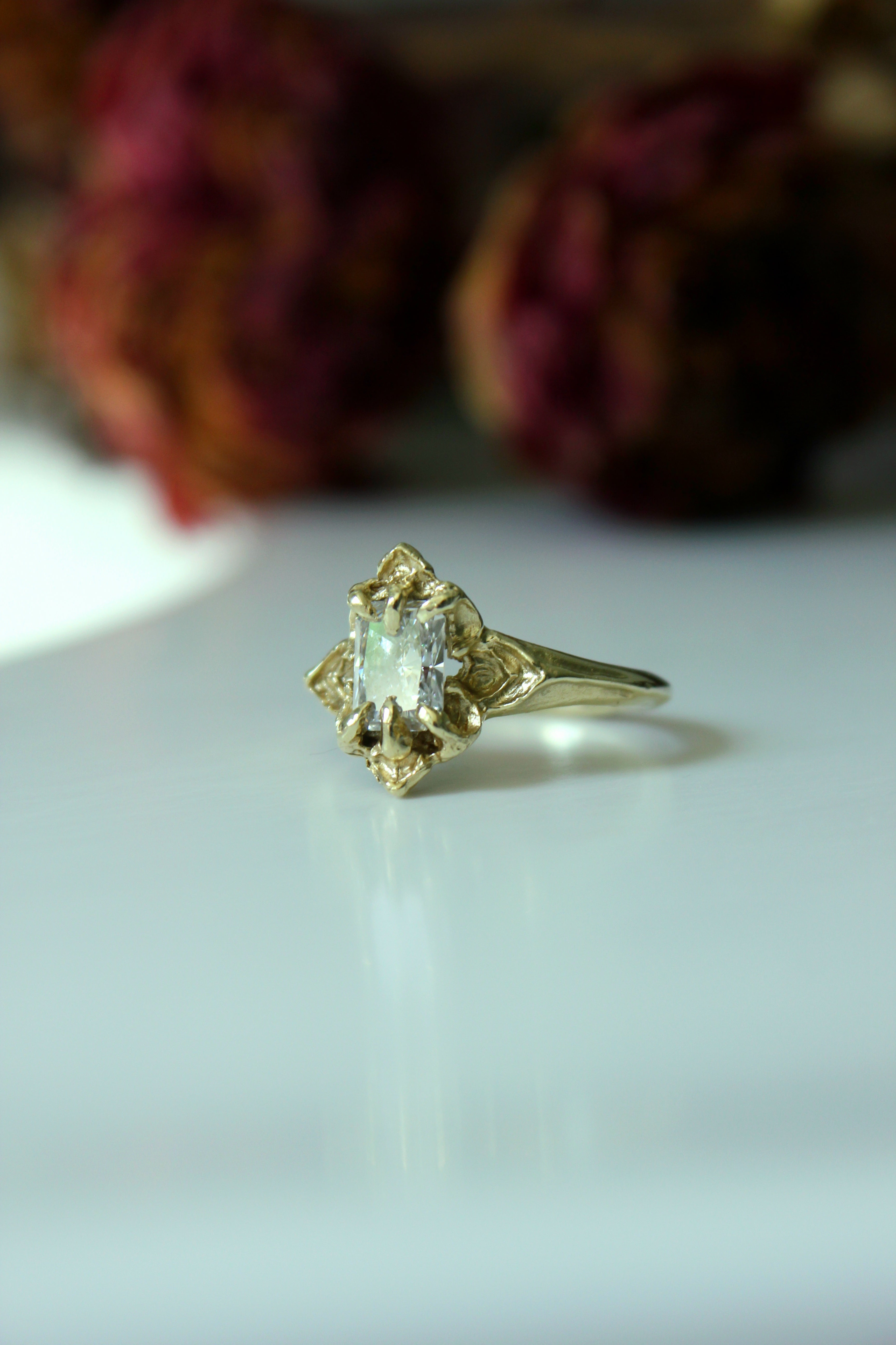 Galadrien Ring - 14ct Yellow Gold & Lab-grown Diamond