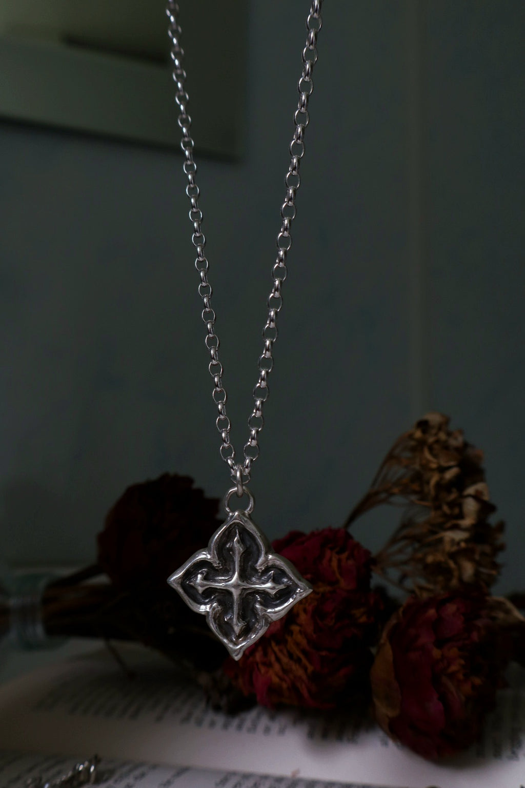 Quatrefoil Pendant