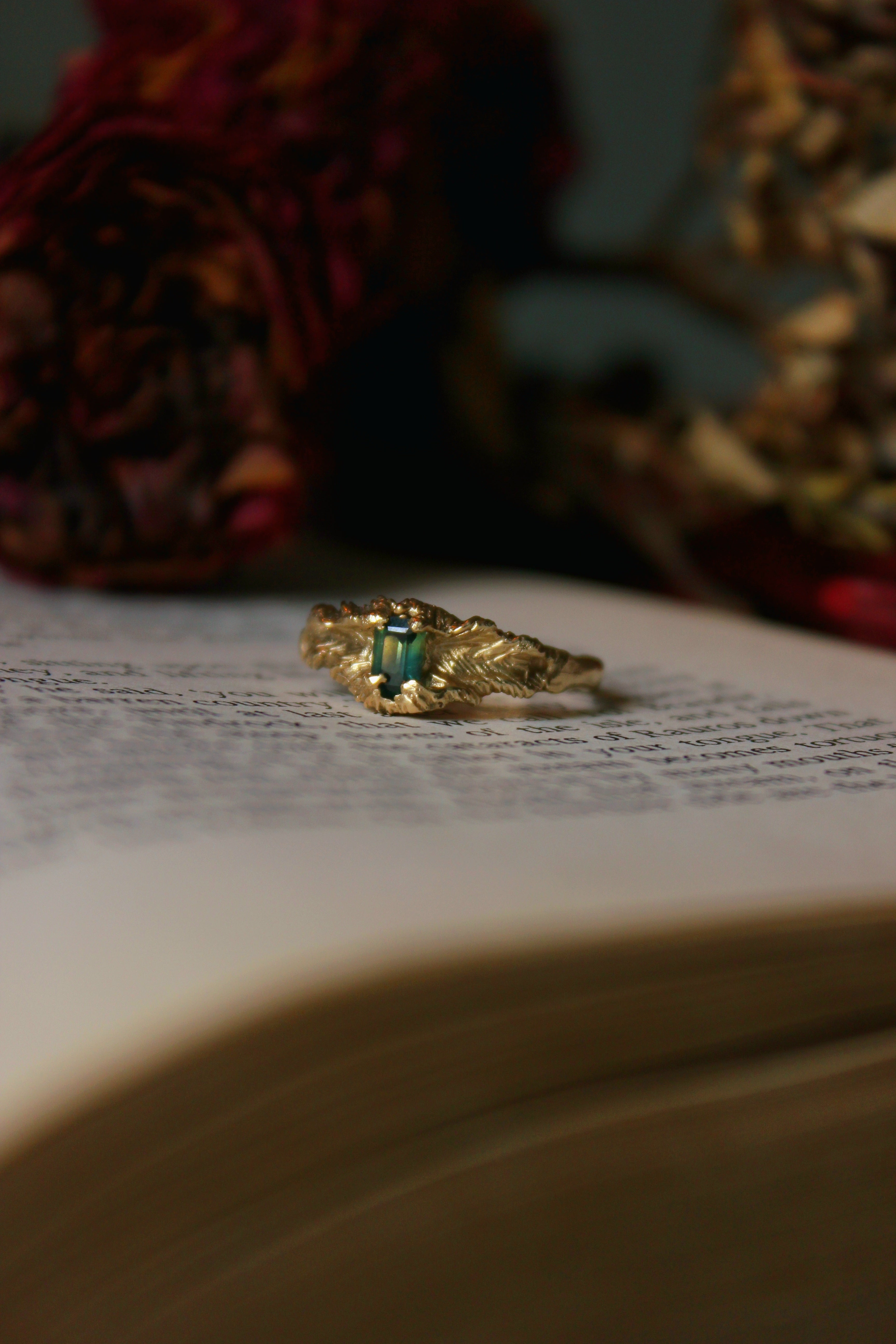 Willow Ring ~ 9ct Gold & Sapphire ~ Ready to Ship