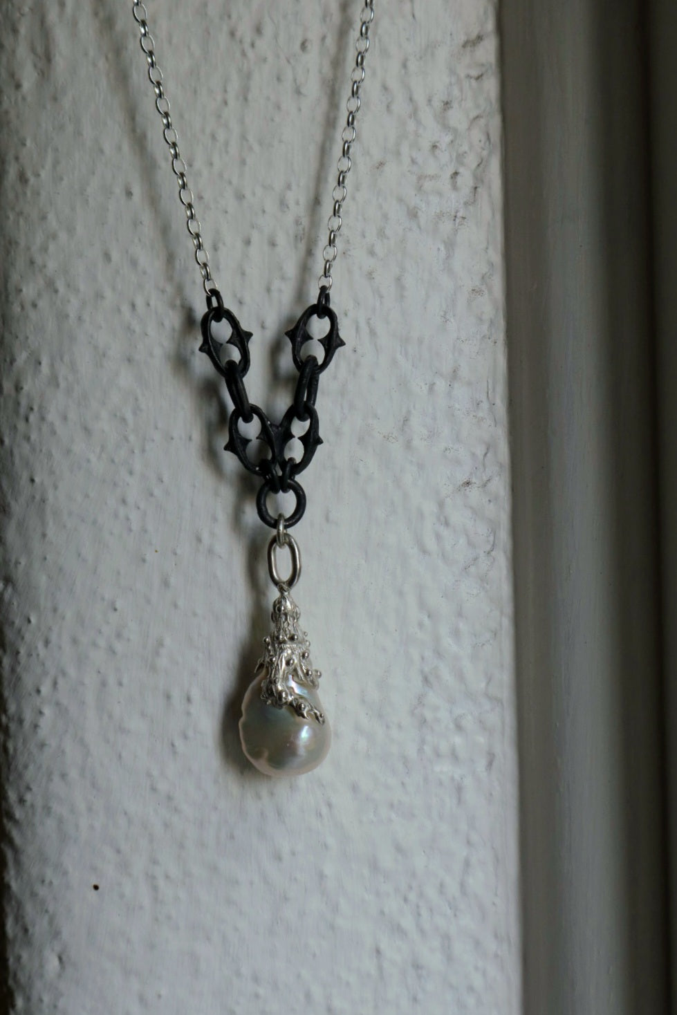 Baroque Pearl Wraith Chain