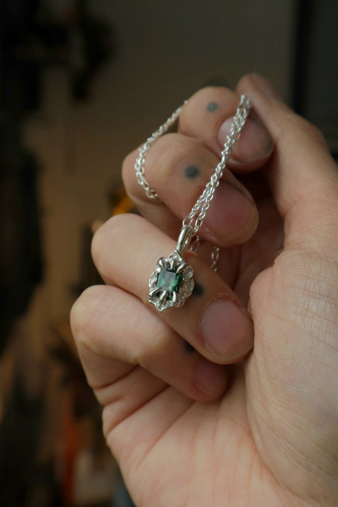 Galadrien Pendant ~ Parti-Sapphire