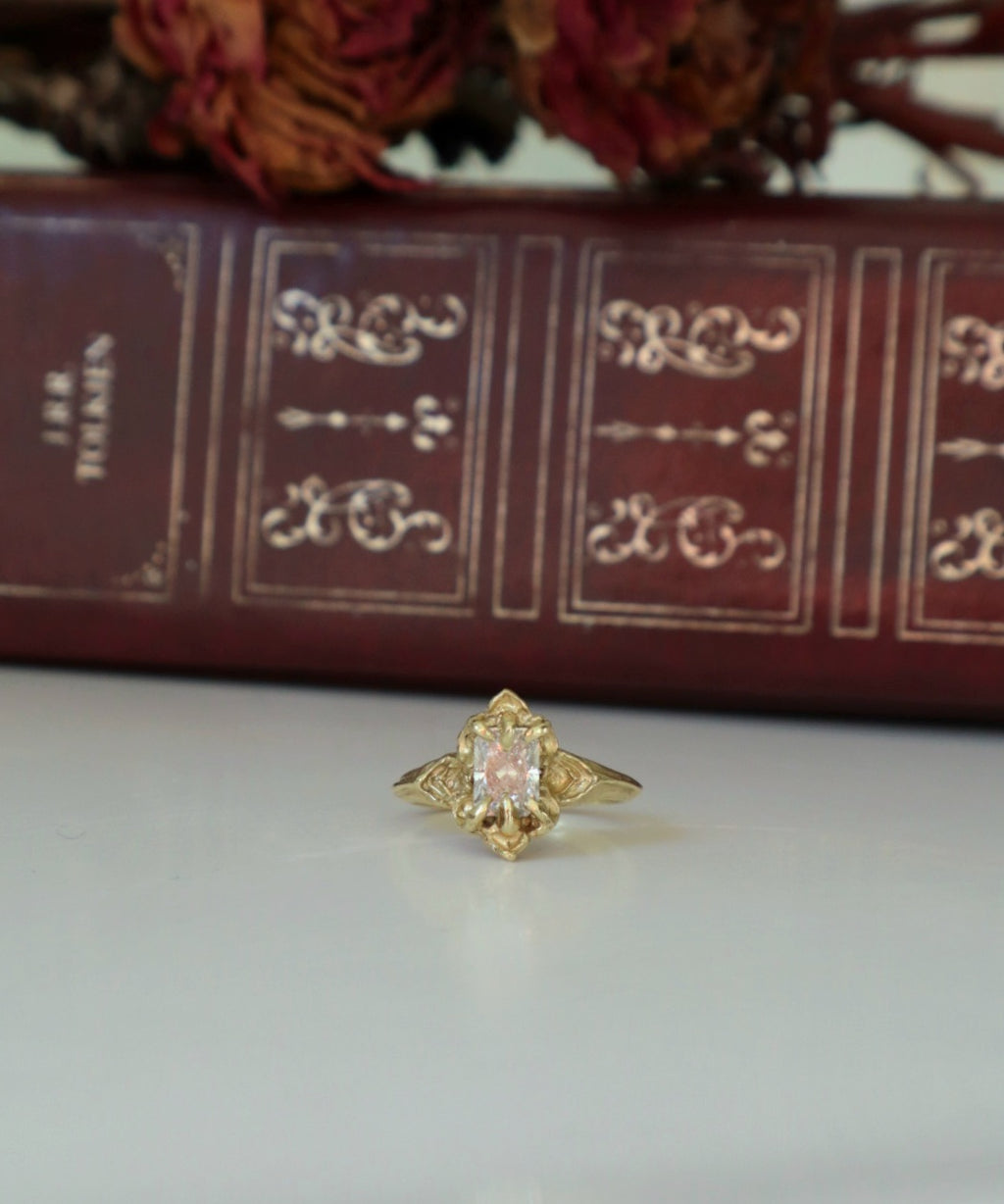 Galadrien Ring - 14ct Yellow Gold & Lab-grown Diamond