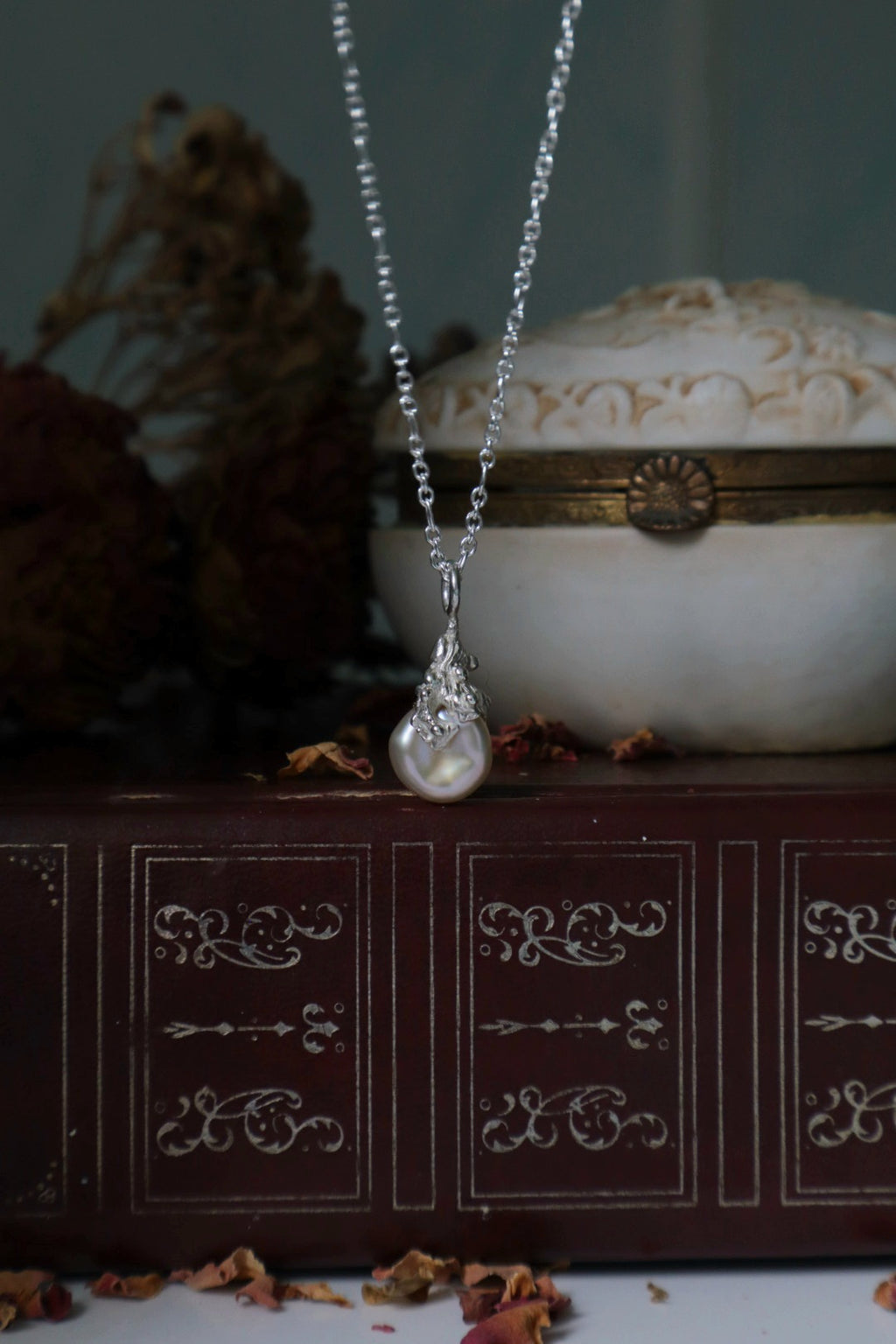 Baroque Pearl Petite Charms