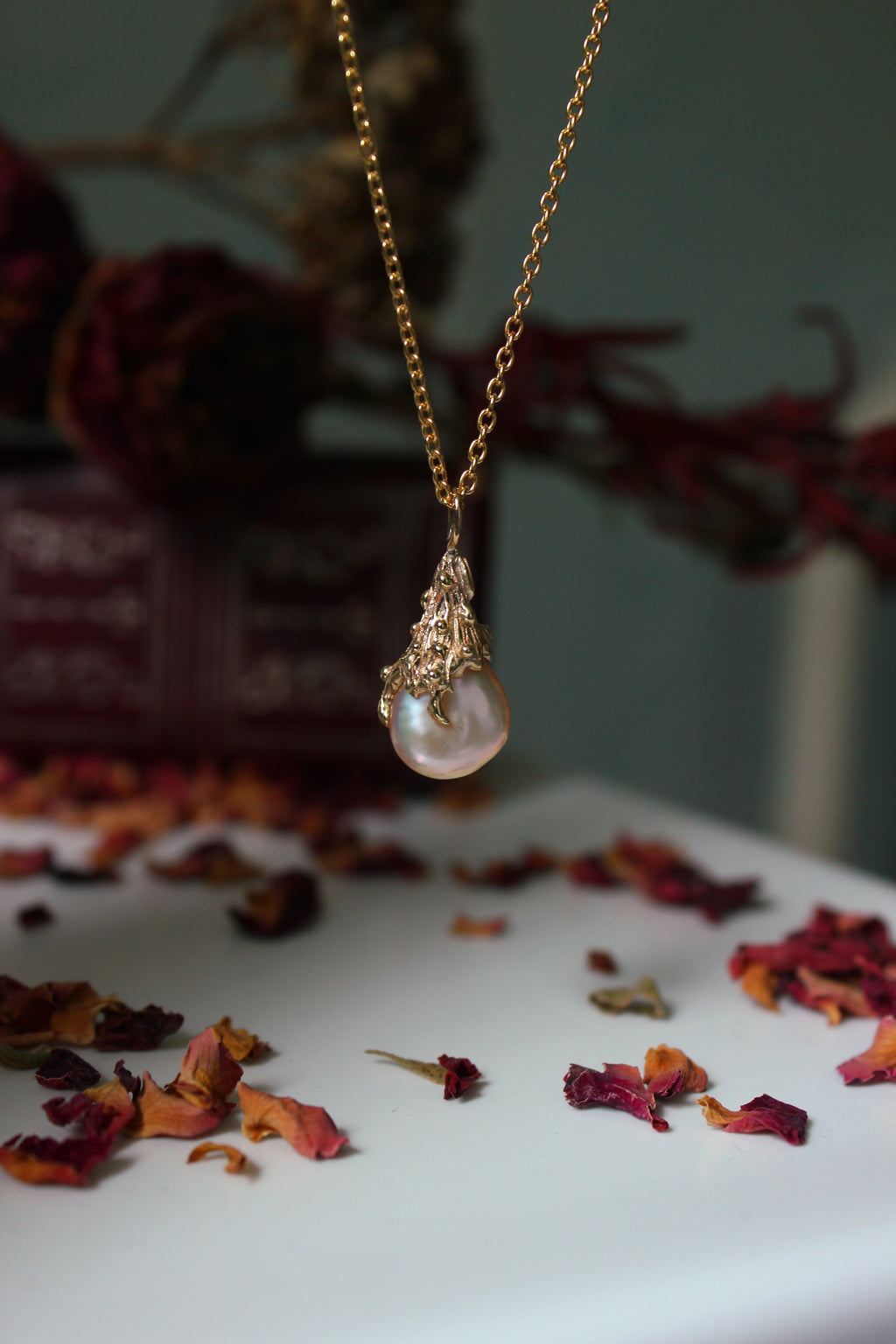 9ct gold Baroque Pearl Charm