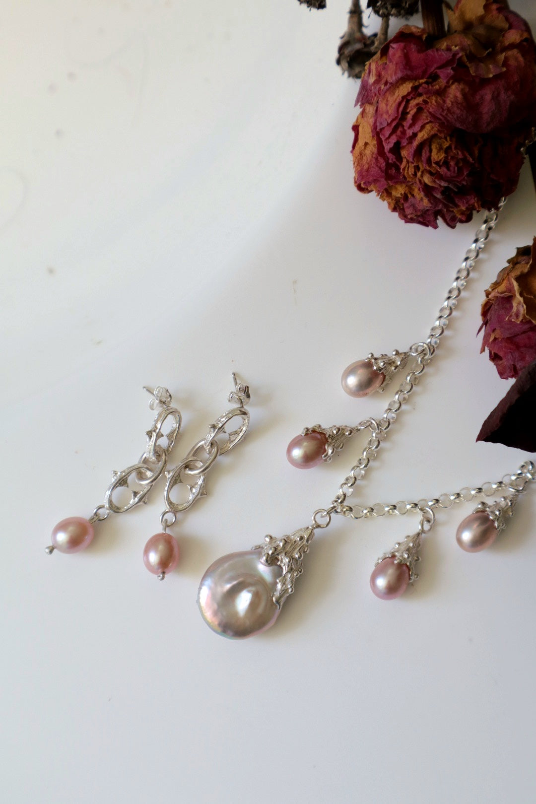 Pearl Chandelier Choker