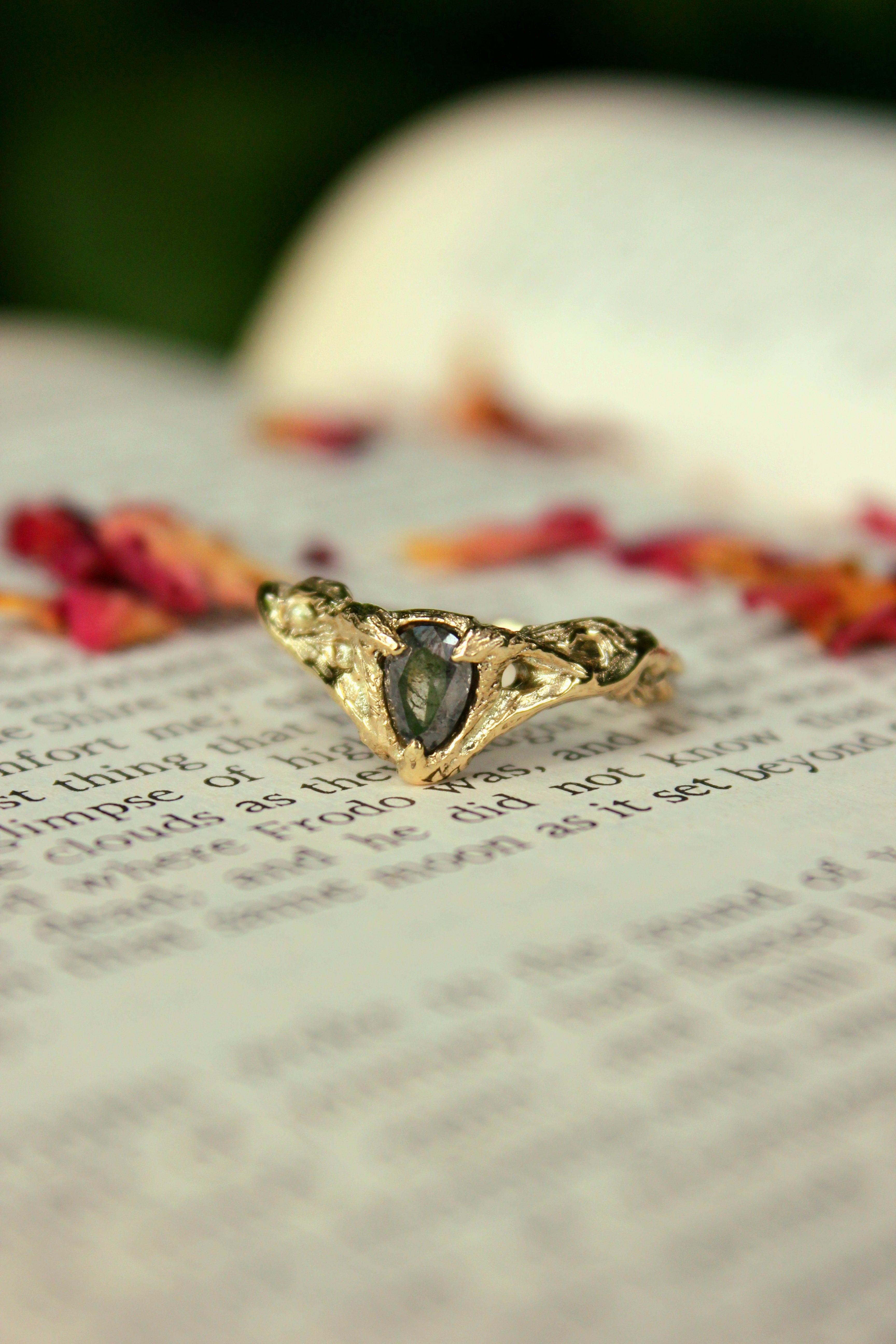 Dryad Fairy Crown Ring - 9ct gold with Salt & Pepper Diamond